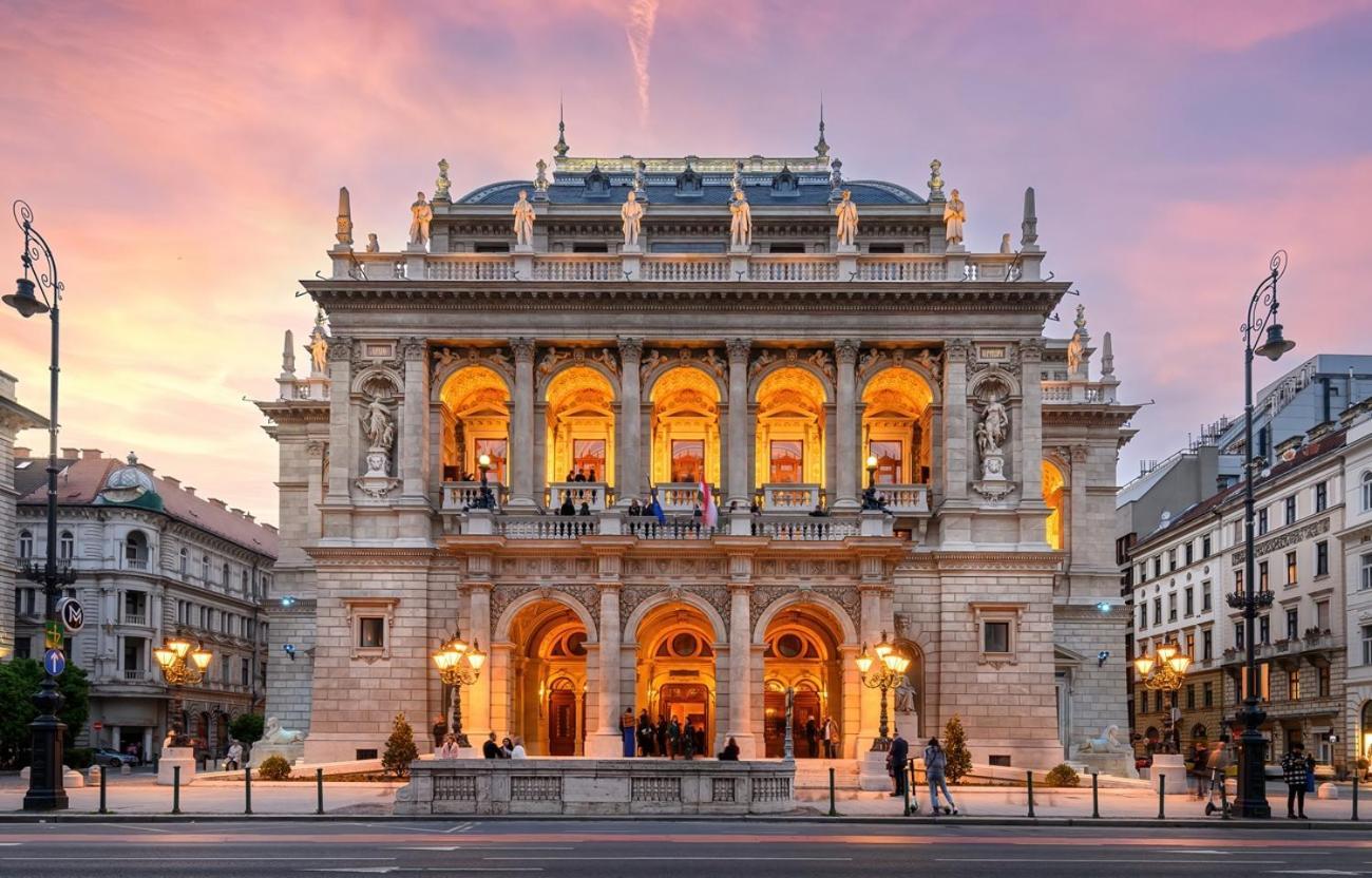 Opera With Free Parking, 2br2ba, Ac Appartement *
